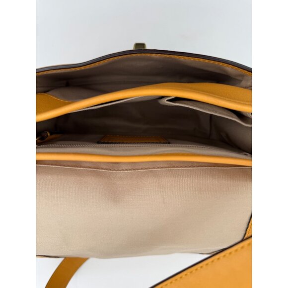 Coach Turnlock Glovetanned Courier Crossbody Mustard Buttercup Tassel Bag NWOT - Picture 10 of 14